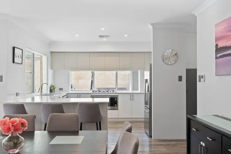 Second view of Homely house listing, 10 Glanford Turn, Baldivis WA 6171