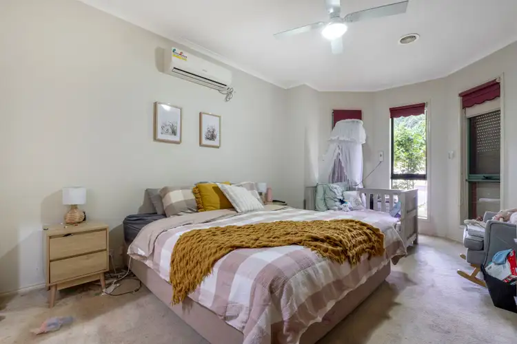 Sixth view of Homely house listing, 12 Green Hill Place, Craigieburn VIC 3064