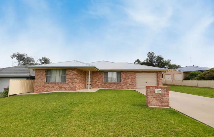 14 Basil Avenue, Parkes NSW 2870
