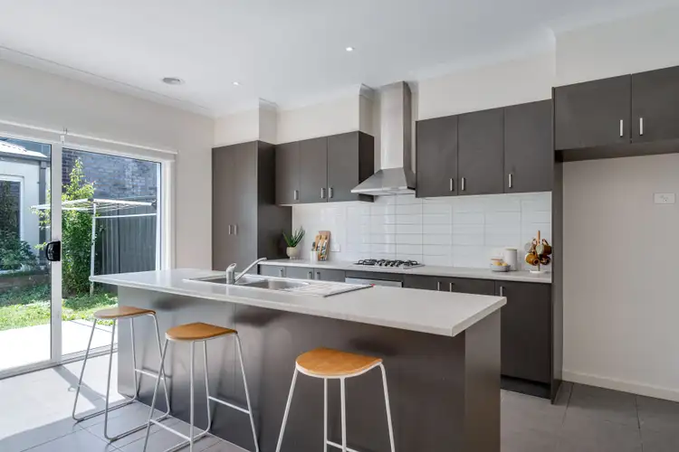 Sixth view of Homely townhouse listing, 29 Kirkstead Grove, Craigieburn VIC 3064