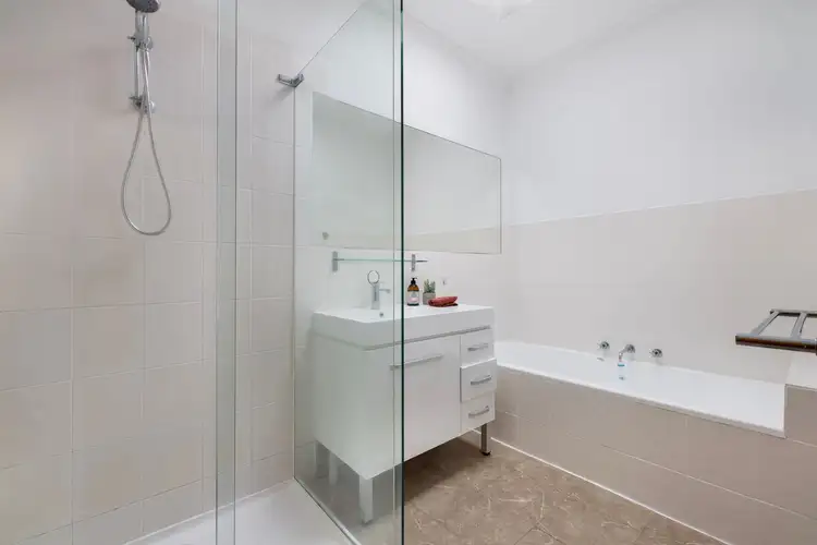 Sixth view of Homely unit listing, 2/34 Railway Parade, Murrumbeena VIC 3163