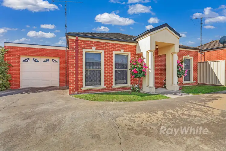 Second view of Homely townhouse listing, 2/23 Hare Street, Echuca VIC 3564