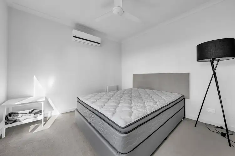 Seventh view of Homely house listing, 2 Jumbuck Circuit, Carrum Downs VIC 3201