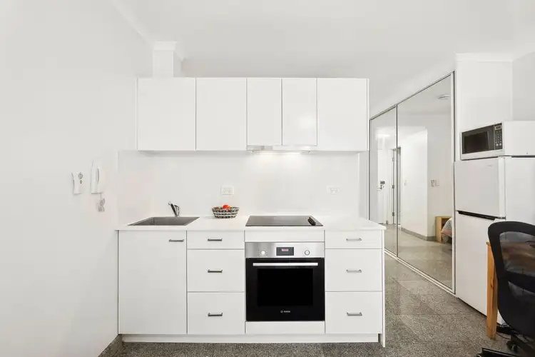 Third view of Homely studio listing, 15/173-175 Cathedral Street, Woolloomooloo NSW 2011