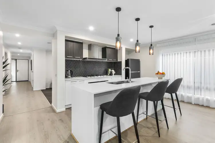 Fifth view of Homely house listing, 21 Foxley Crescent, Mickleham VIC 3064