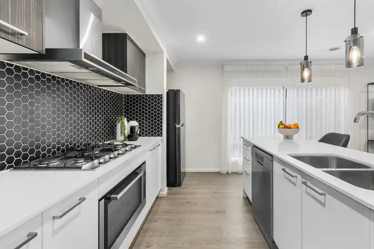 Sixth view of Homely house listing, 21 Foxley Crescent, Mickleham VIC 3064