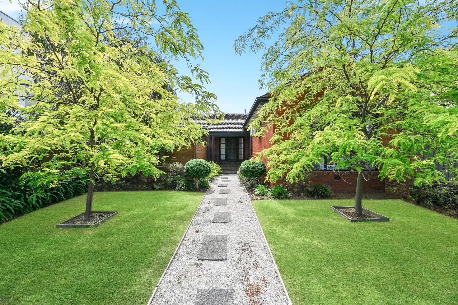 Main view of Homely unit listing, 1/1729 Dandenong Road, Oakleigh East VIC 3166