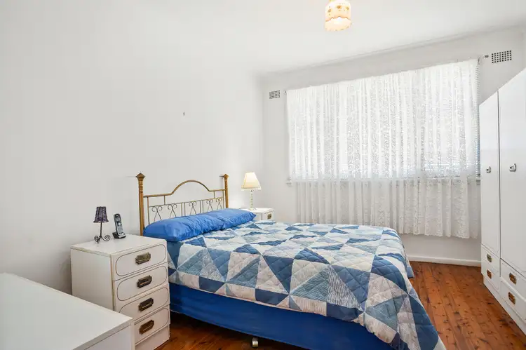 Fourth view of Homely house listing, 8 Devonshire Crescent, Oak Flats NSW 2529