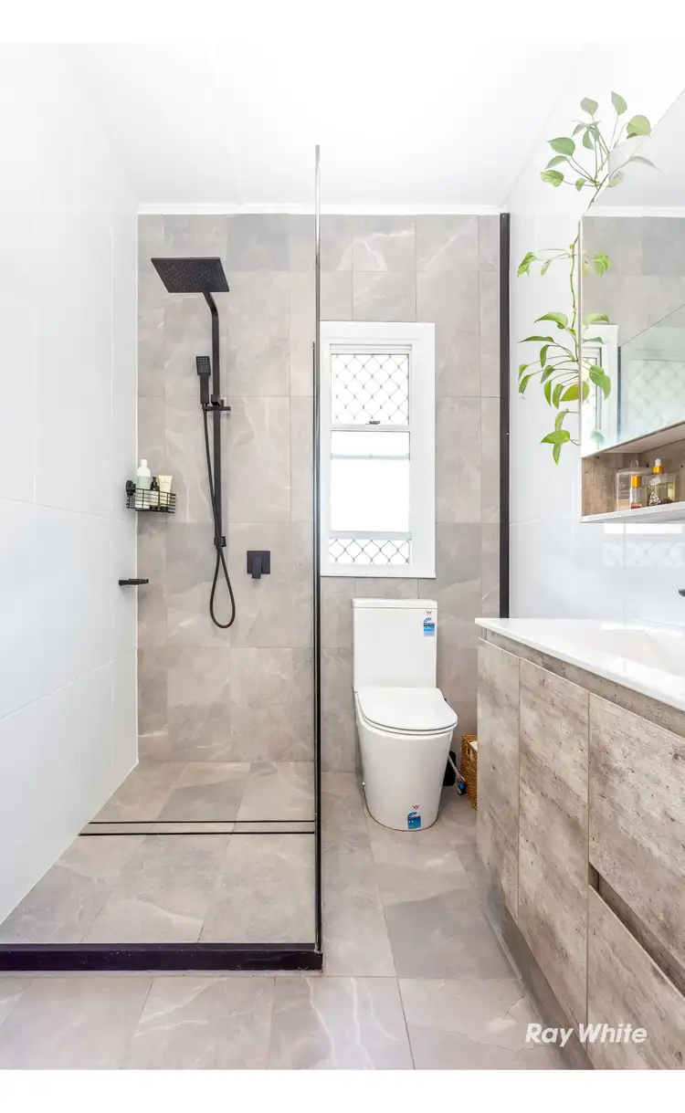 Fourth view of Homely house listing, 24 Matthew Flinders Drive, Cooee Bay QLD 4703