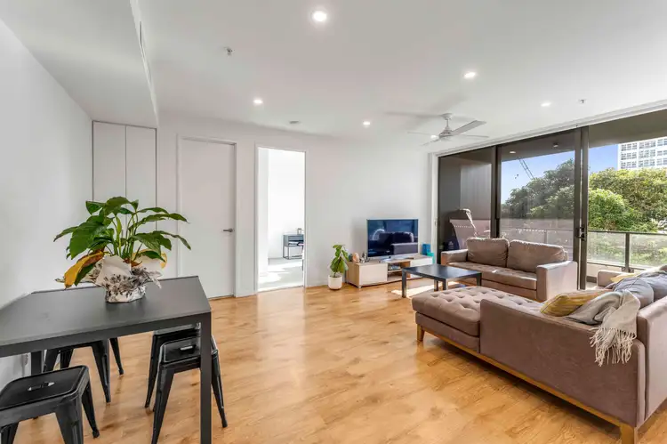 302/18 Duke Street, Kangaroo Point QLD 4169