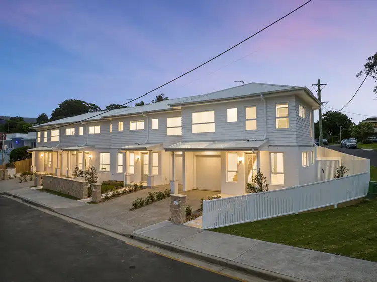 Main view of Homely townhouse listing, 2C Dumfries Avenue, Mount Ousley NSW 2519
