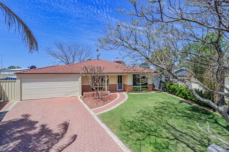 5 SHENE Court, Carramar WA 6031