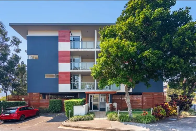 10/5 Carey Lane, Southport QLD 4215