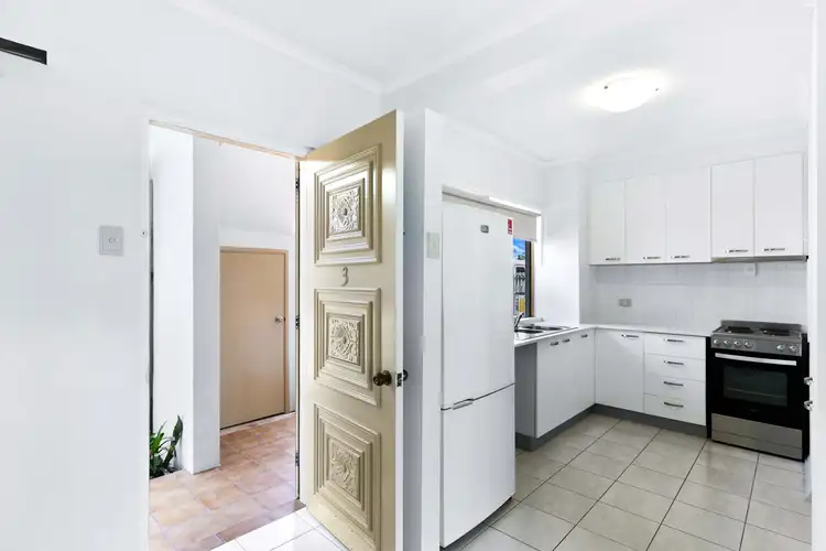 Seventh view of Homely unit listing, 3/3 Beach Road, Pialba QLD 4655