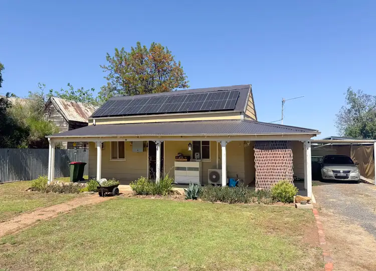 98 Euchie Street, Peak Hill NSW 2869