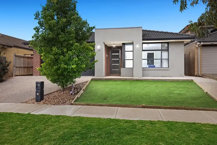 Second view of Homely house listing, 16 Pascolo Way, Wyndham Vale VIC 3024