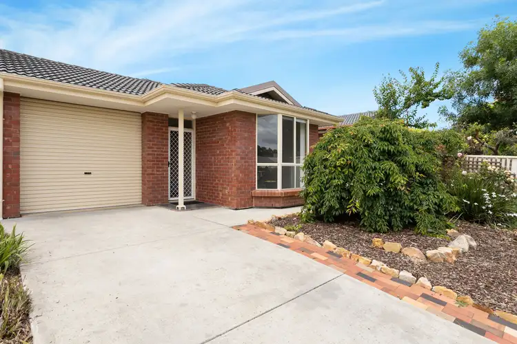 16A Knott Street