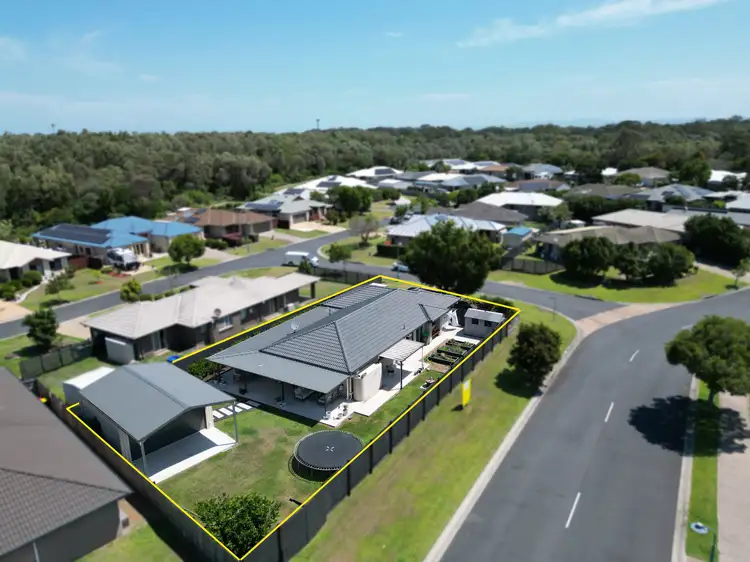 6 Pristine Place, Ningi QLD 4511
