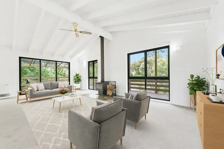 24 Innes Court, Berwick VIC 3806