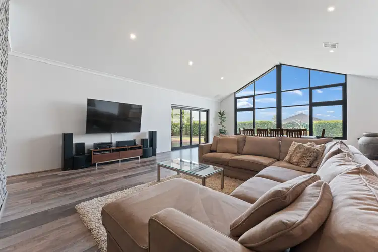 Second view of Homely house listing, 7 Danks Vista, Baldivis WA 6171