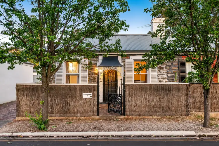 5 Rodger Avenue, Leabrook SA 5068
