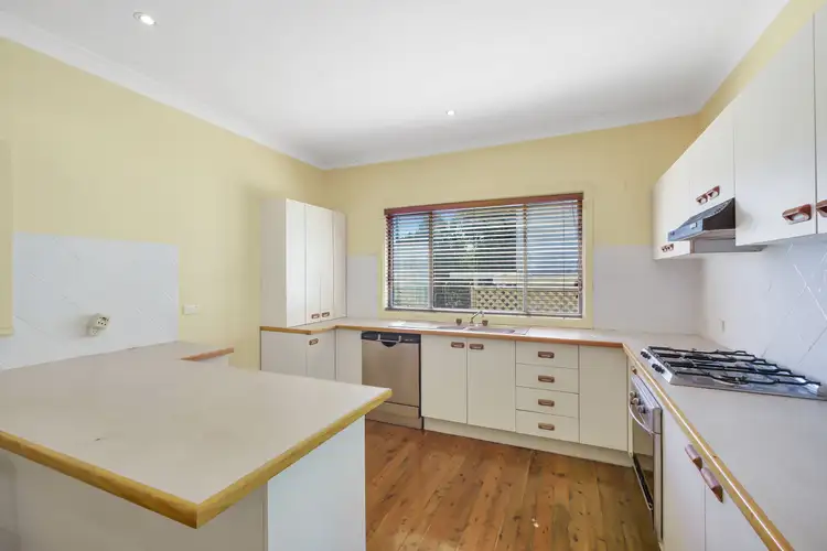 Fourth view of Homely house listing, 21 Kyeema Avenue, Saratoga NSW 2251