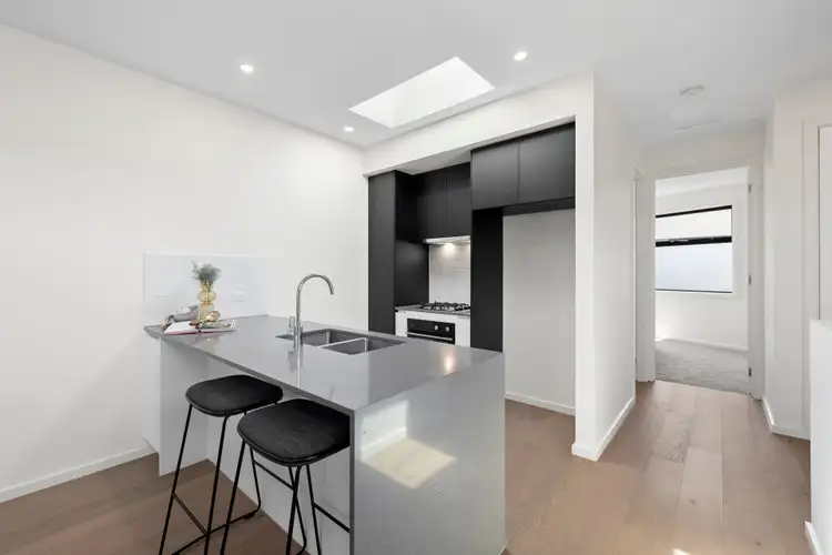 Sixth view of Homely unit listing, 4/1 Laurence Grove, Ringwood East VIC 3135