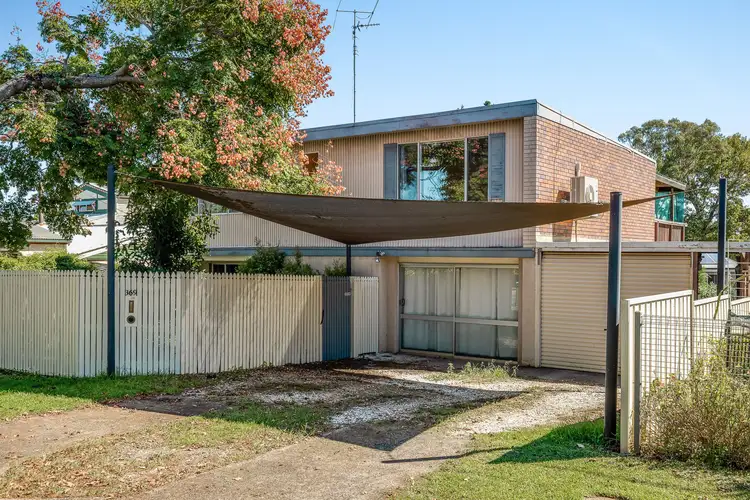 369 Hume Street