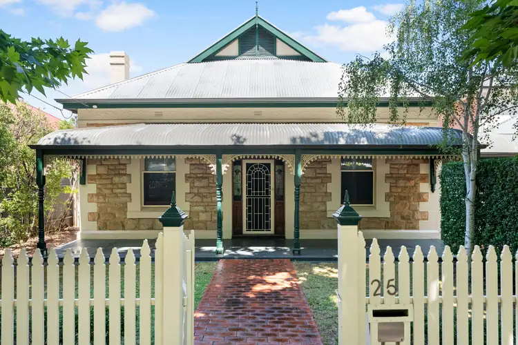 25 Ninth Avenue, St Peters SA 5069