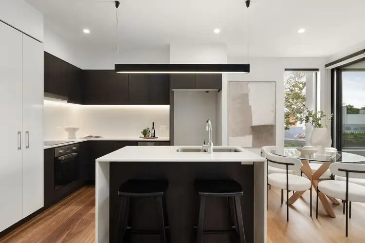 302/133 Clarence Road, Indooroopilly QLD 4068