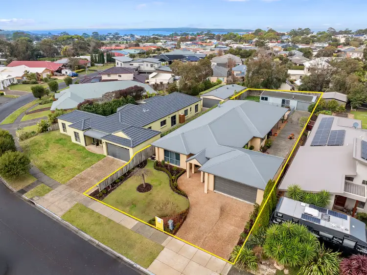 31 Woodland Heath Drive, Inverloch VIC 3996
