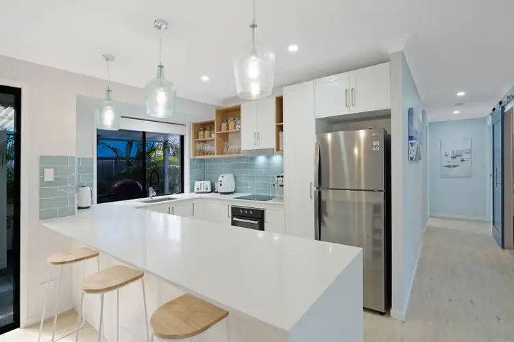 Sixth view of Homely semi-detached listing, 2 Seafarer Court, Sandstone Point QLD 4511