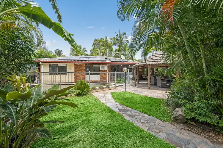 18 Gubberley Street, Kenmore QLD 4069