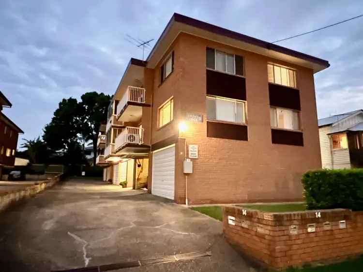 14 Crown Street