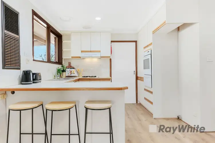 Fifth view of Homely house listing, 2 Wild Court, Endeavour Hills VIC 3802