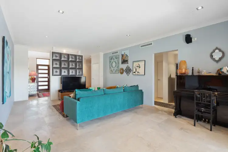 Fifth view of Homely house listing, 2 Verve Court, Marmion WA 6020