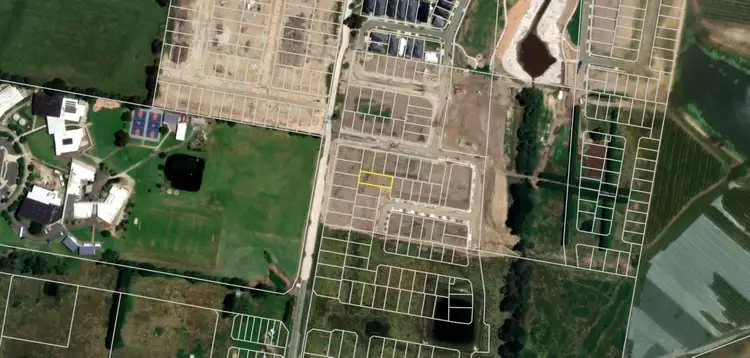 16 Centella Crescent, Officer VIC 3809