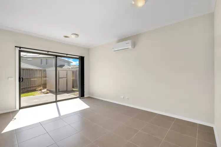 Fifth view of Homely house listing, 16 Caversham Drive, Pakenham VIC 3810
