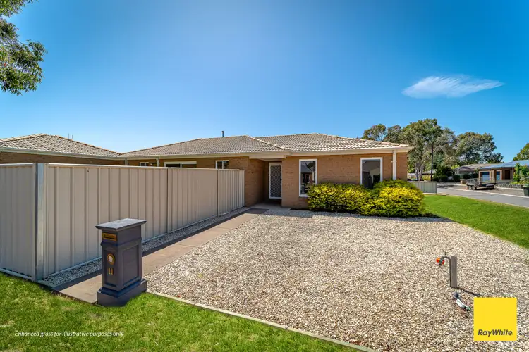 Second view of Homely house listing, 11 Lorikeet Avenue, Epsom VIC 3551