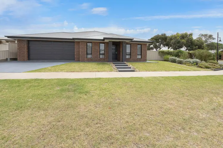 24 Boree Drive, Swan Hill VIC 3585