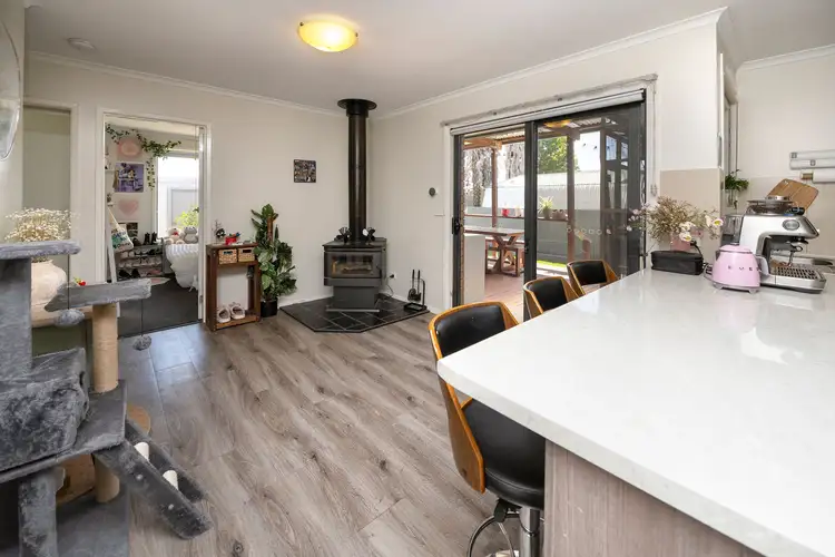 Fifth view of Homely house listing, 19 Mellor Grove, Swan Hill VIC 3585