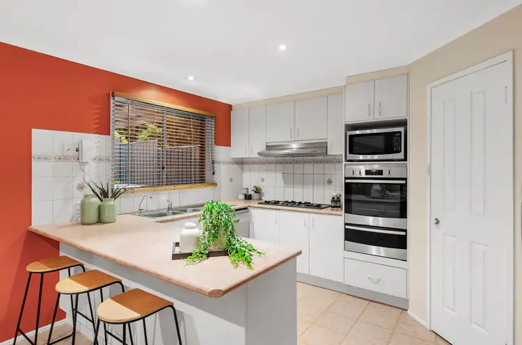 Second view of Homely house listing, 11 Jubilee Crescent, Mill Park VIC 3082