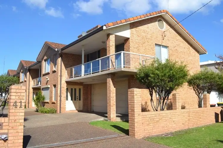 Main view of Homely townhouse listing, 1/41 West Street, Wollongong NSW 2500