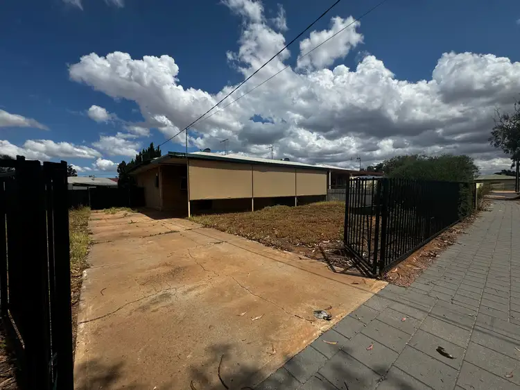 18 Mealy Street, Port Augusta SA 5700