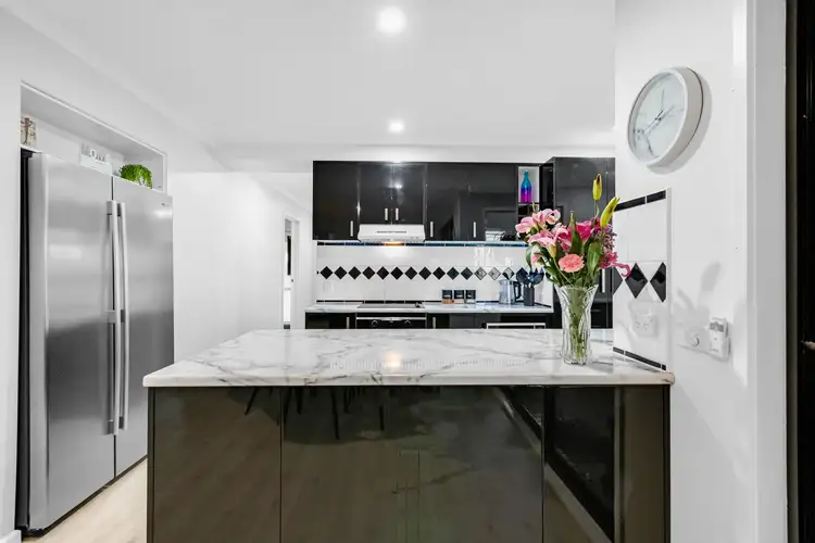 Third view of Homely house listing, 5 Ramsay Court, Red Cliffs VIC 3496