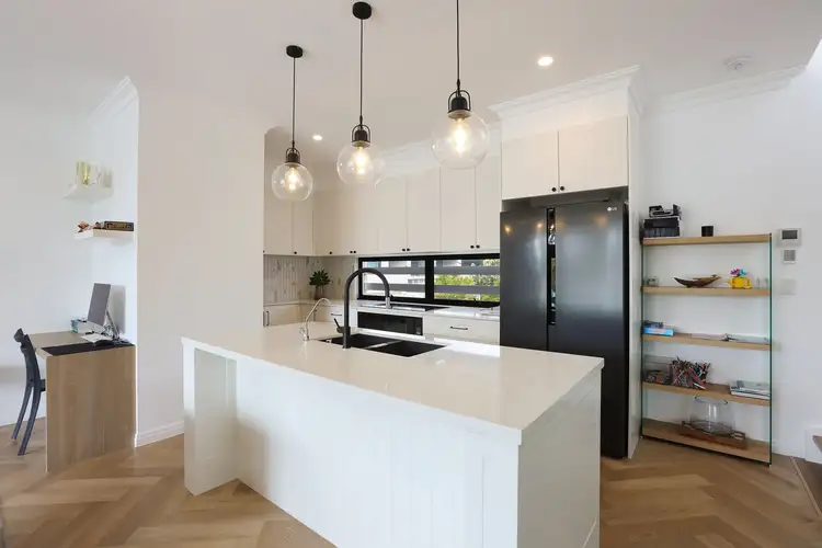 1/75 Paradise Island, Surfers Paradise QLD 4217