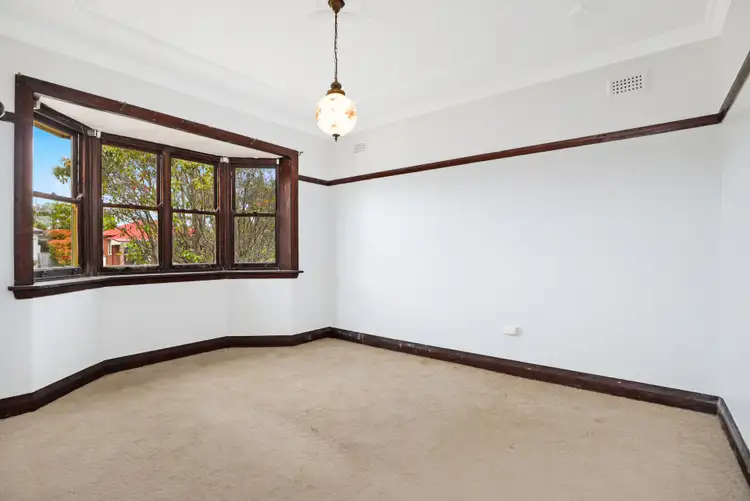 Sixth view of Homely house listing, 8 Prell Street, Goulburn NSW 2580