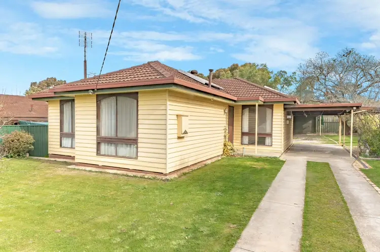 24 Green Street, California Gully VIC 3556