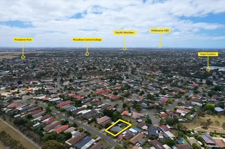 Fourth view of Homely house listing, 32 Iluka Drive, Werribee VIC 3030