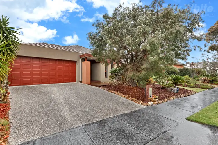Second view of Homely house listing, 27 Coorong Circle, Waterways VIC 3195